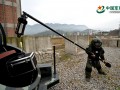武警專項(xiàng)演練城市反恐 無人機(jī)偵察球紛出動(圖)